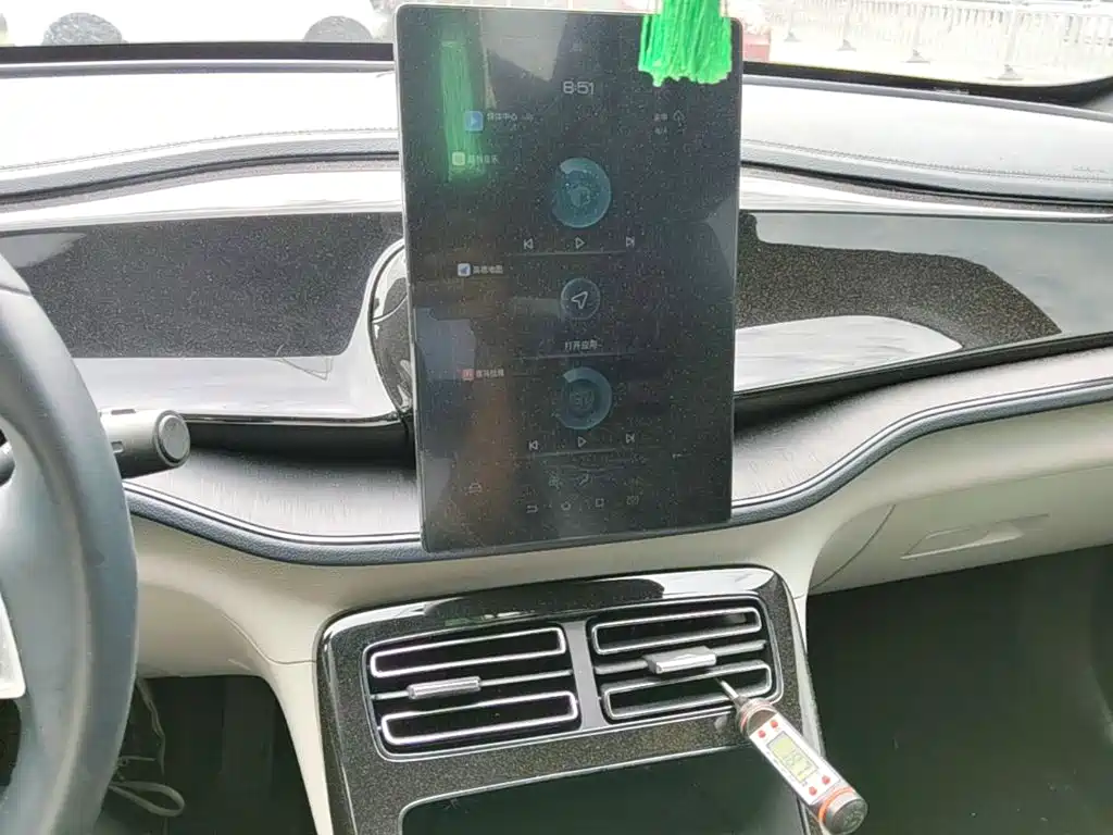 BYD Qin PLUS — фото 13