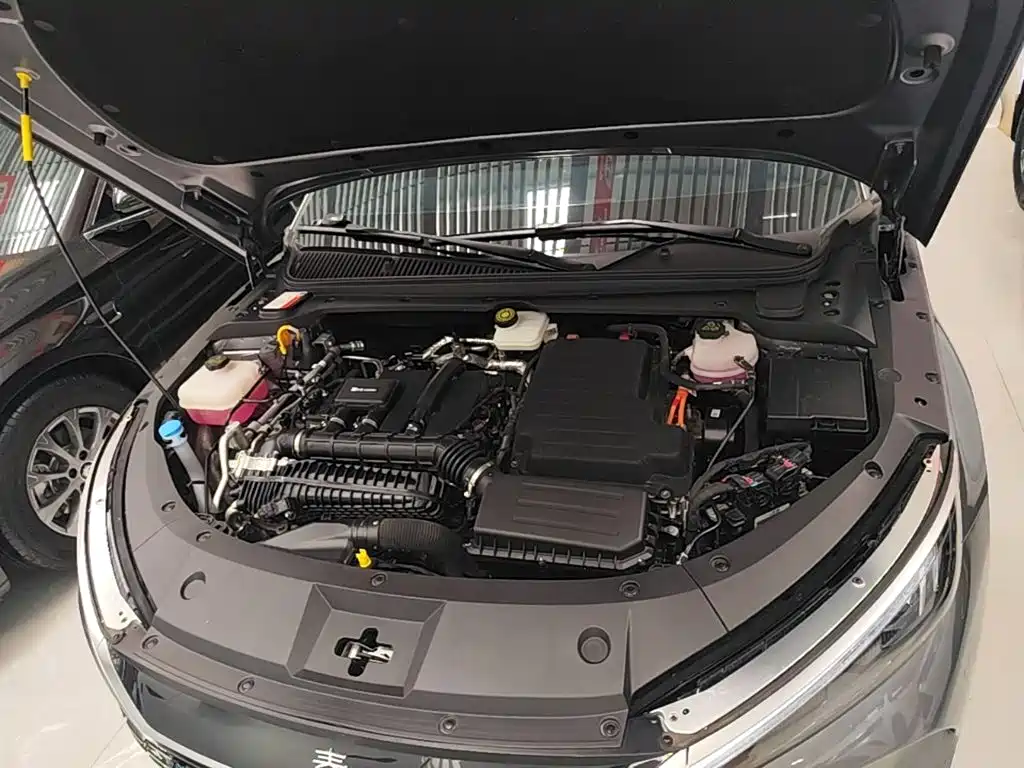 BYD Qin L — фото 20