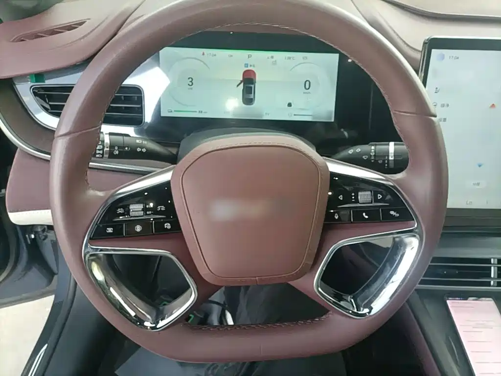 BYD Seal — фото 11