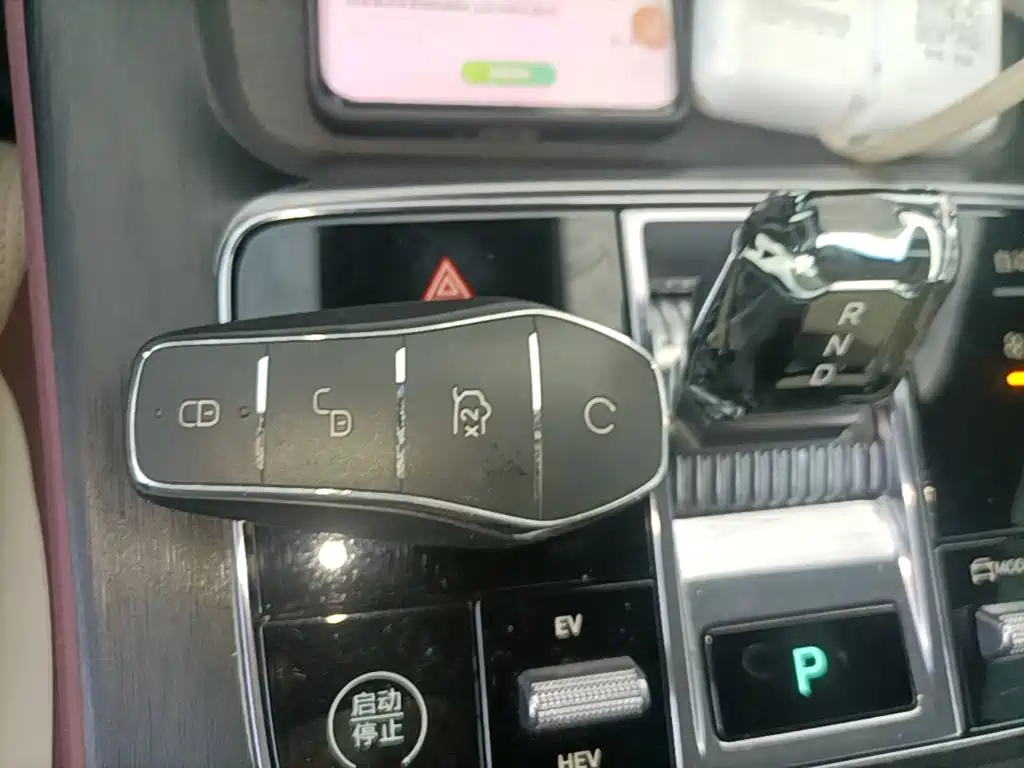 BYD Seal — фото 9