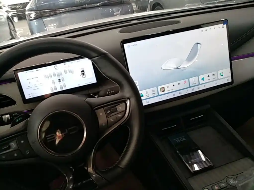 BYD Seal 06 DM-i Touring — фото 14