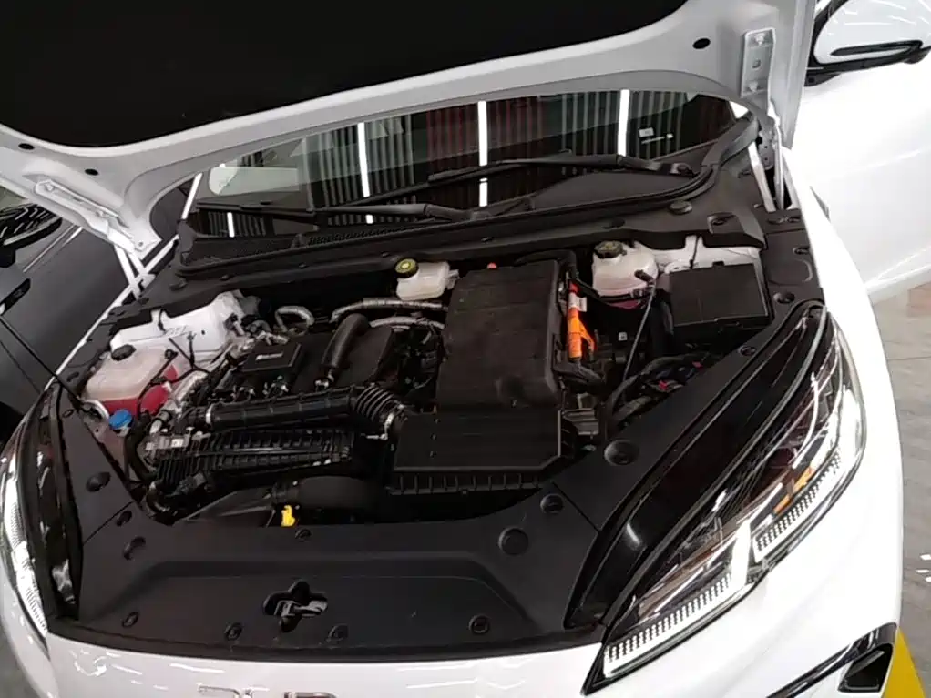BYD Seal 06 DM-i Touring — фото 20