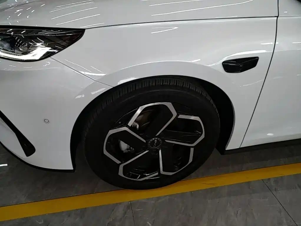 BYD Seal 06 DM-i Touring — фото 23