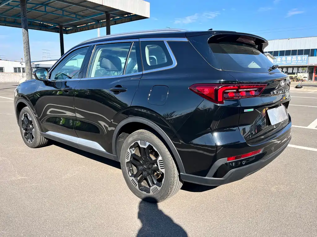 Ford Equator Sport — фото 18