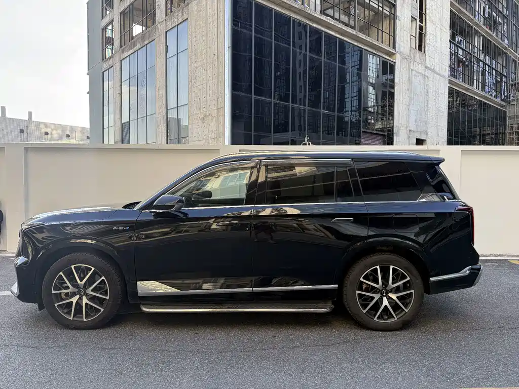 GAC Motor Trumpchi ES9 — фото 3