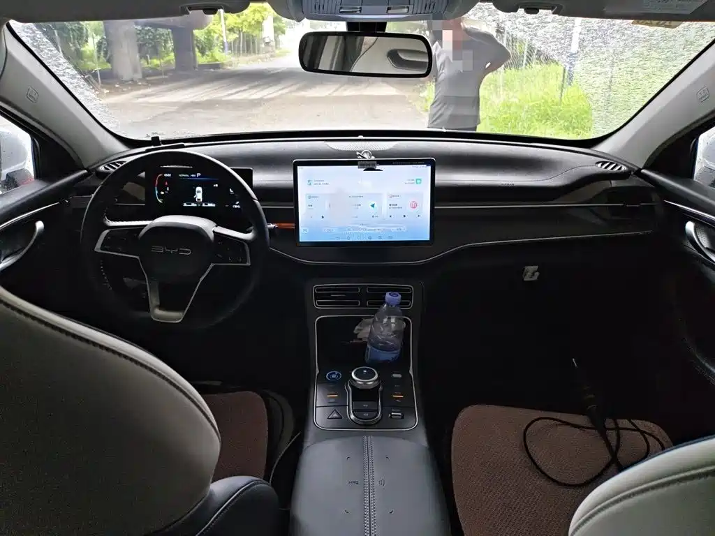 BYD Qin PLUS — фото 13