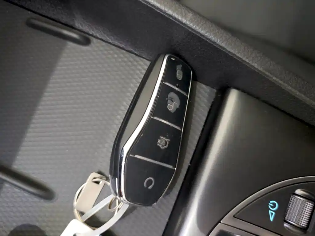 BYD Seal 05 DM-i — фото 9