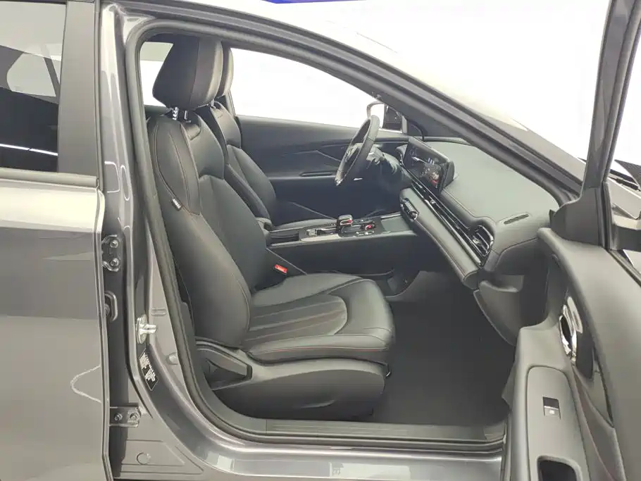 GAC Motor Shadow Leopard — фото 8