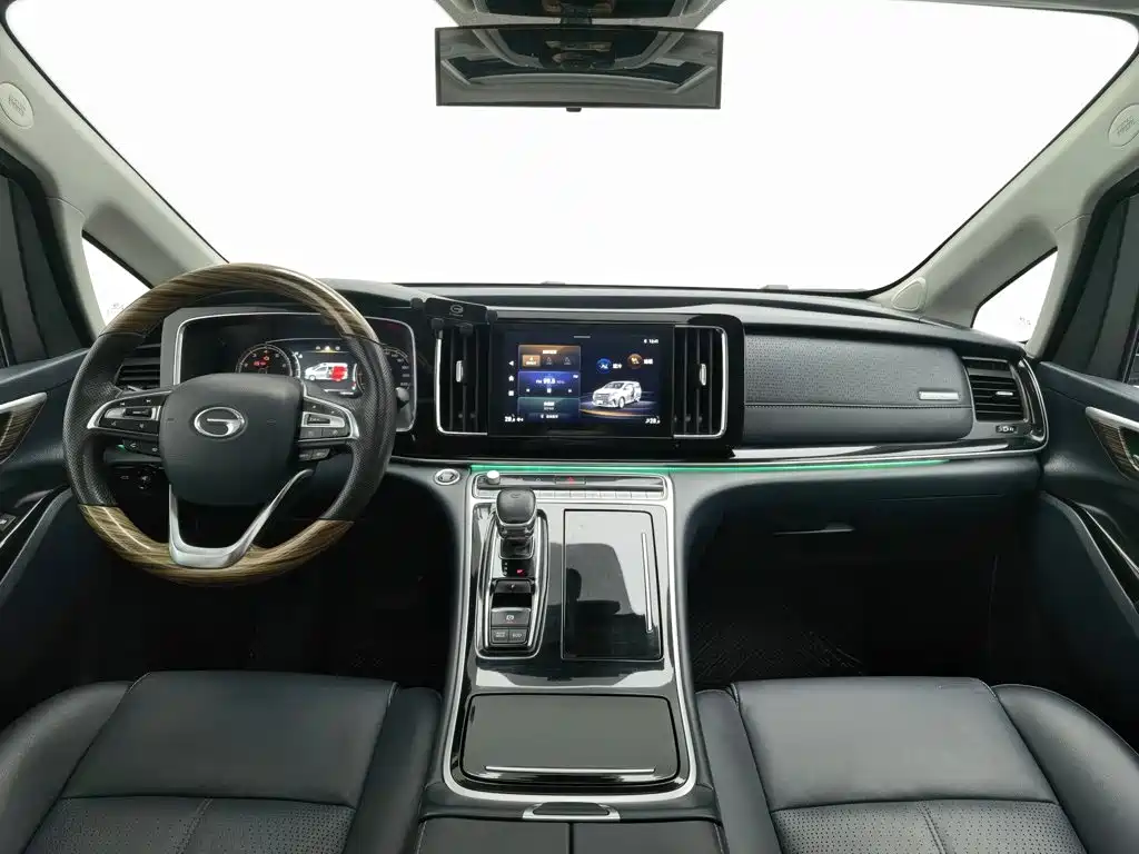 GAC Motor Trumpchi M8 — фото 5