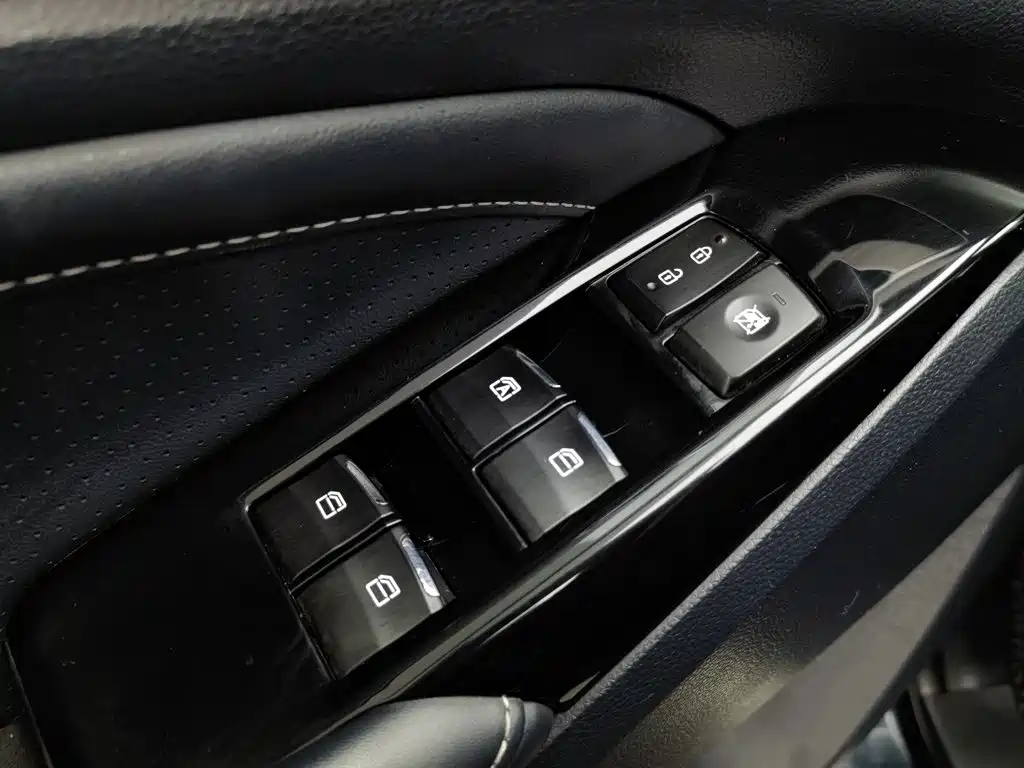 GAC Motor Trumpchi M8 — фото 9