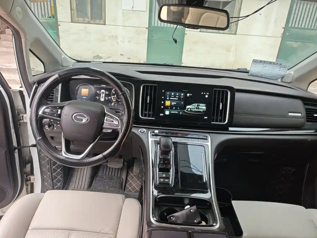GAC Motor Trumpchi M8 — фото 9