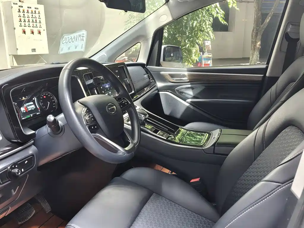 GAC Motor Trumpchi M8 — фото 4