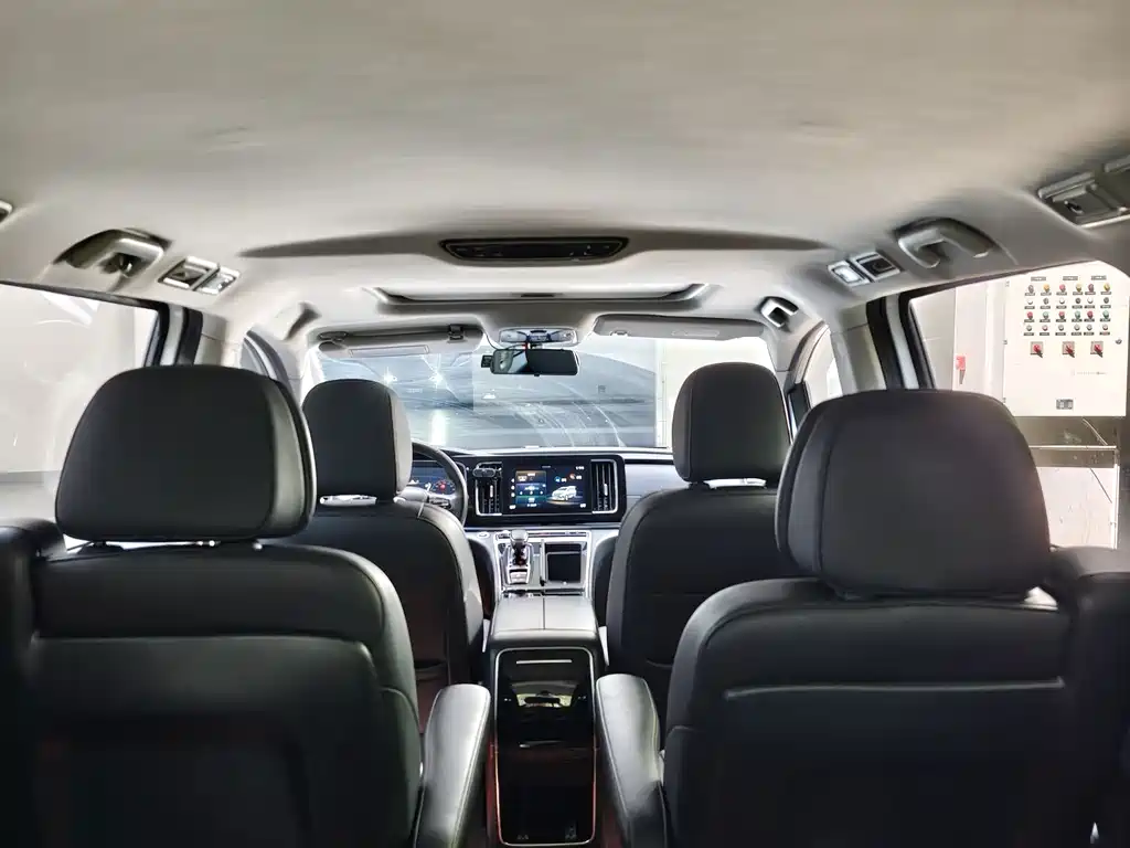 GAC Motor Trumpchi M8 — фото 6