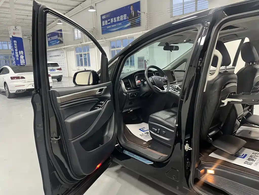 GAC Motor Trumpchi M8 — фото 9