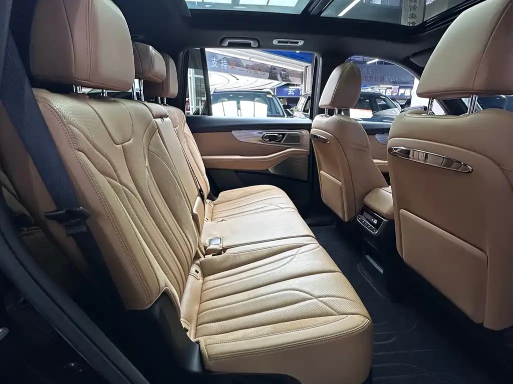 GAC Motor Trumpchi ES9 — фото 33