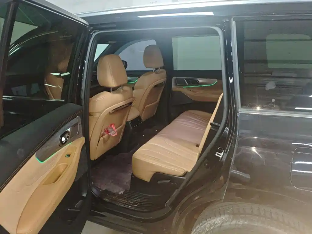 GAC Motor Trumpchi ES9 — фото 6