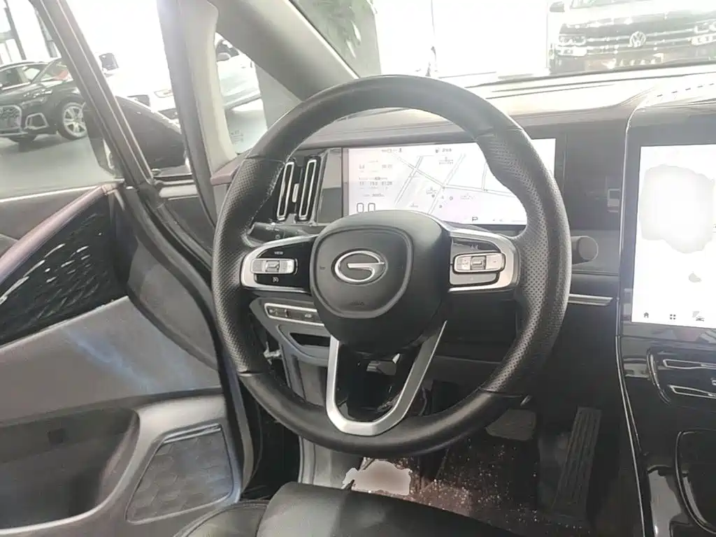 GAC Motor Trumpchi M8 — фото 10