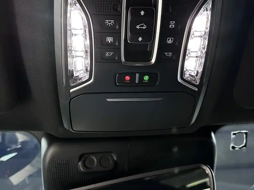 GAC Motor Trumpchi ES9 — фото 21