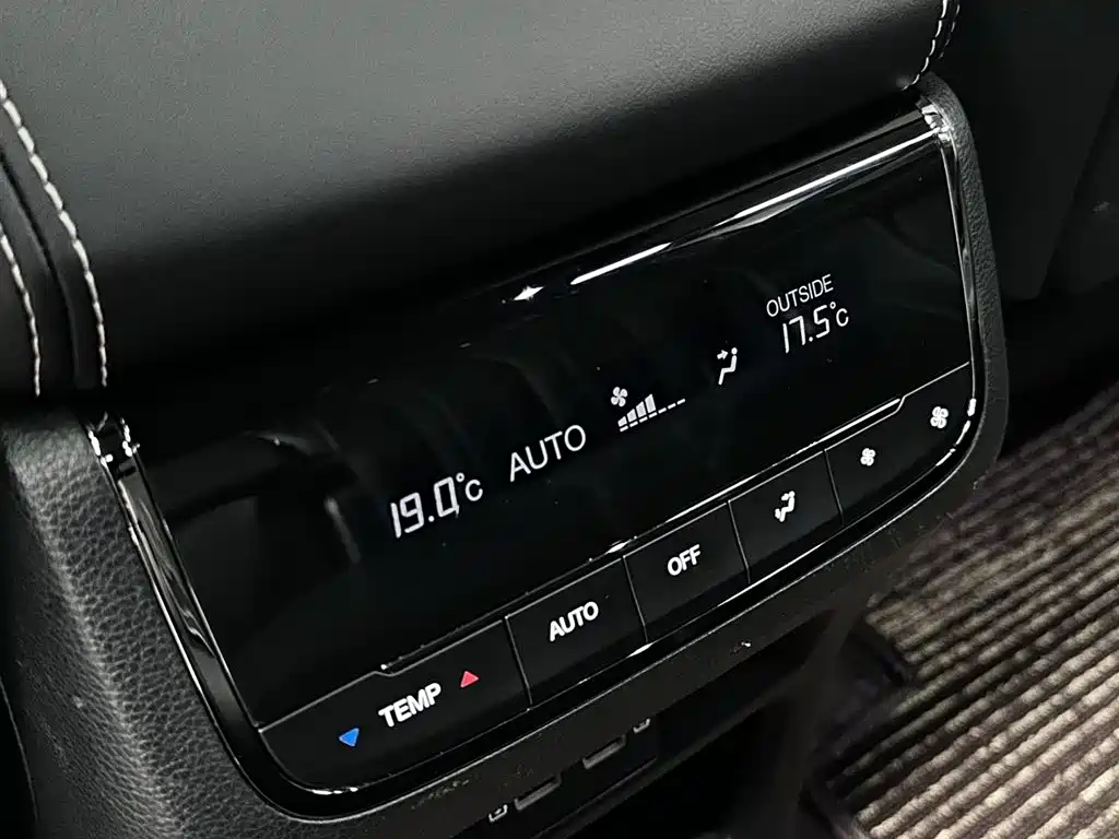 GAC Motor Trumpchi ES9 — фото 31
