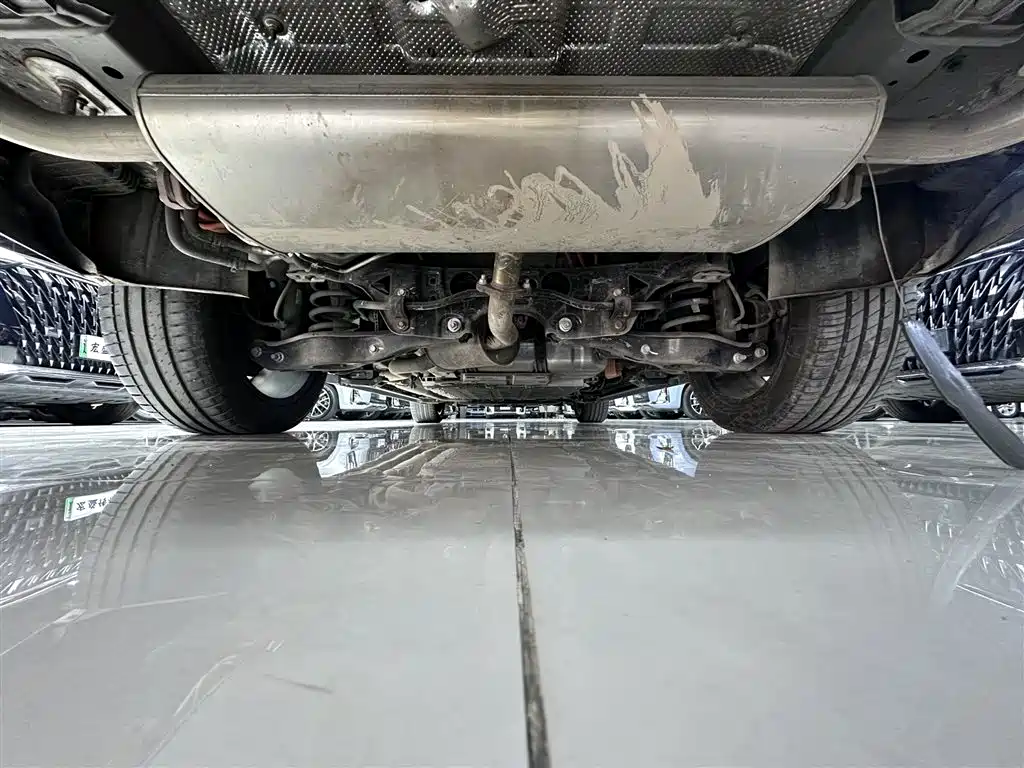 GAC Motor Trumpchi ES9 — фото 37
