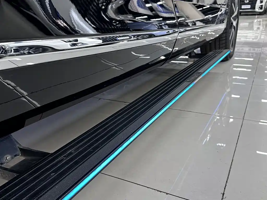 GAC Motor Trumpchi ES9 — фото 38