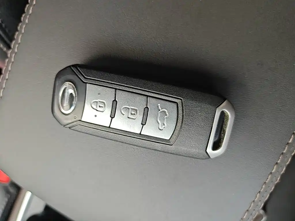GAC Motor Trumpchi GA4 — фото 8