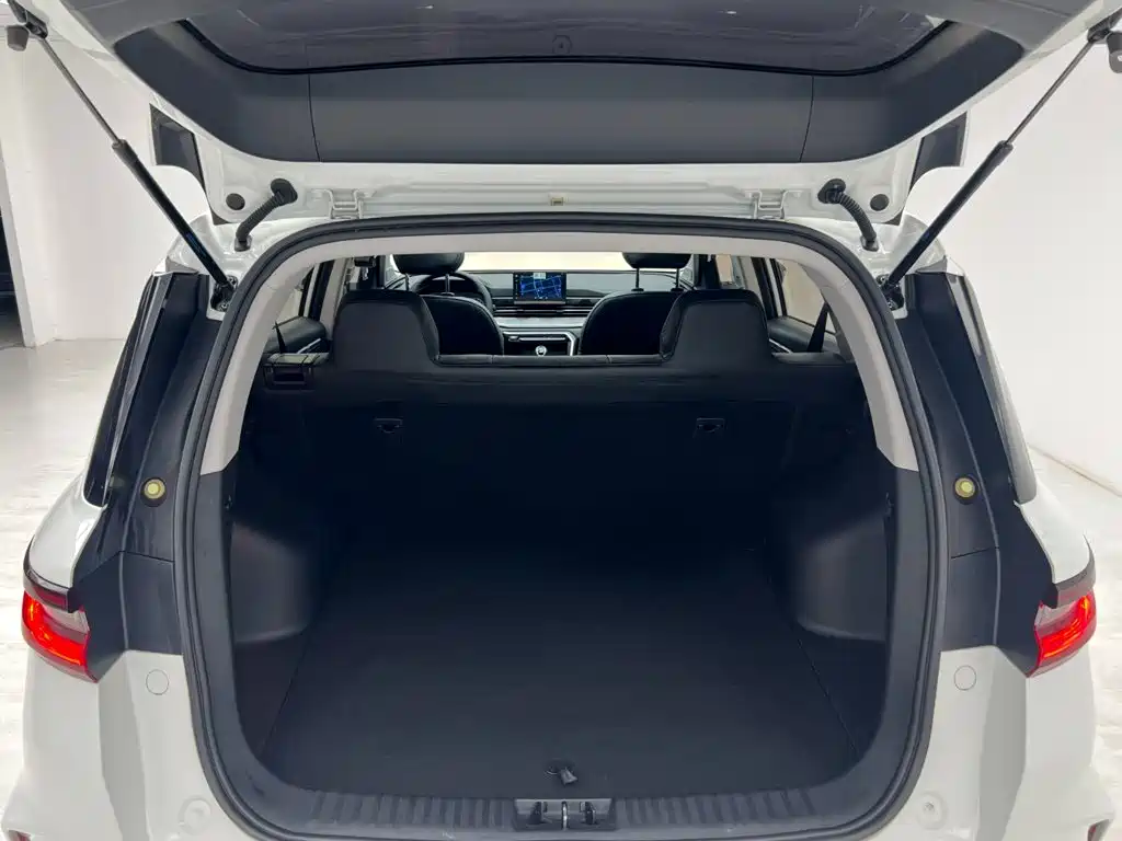 Geely Vision X6 — фото 18
