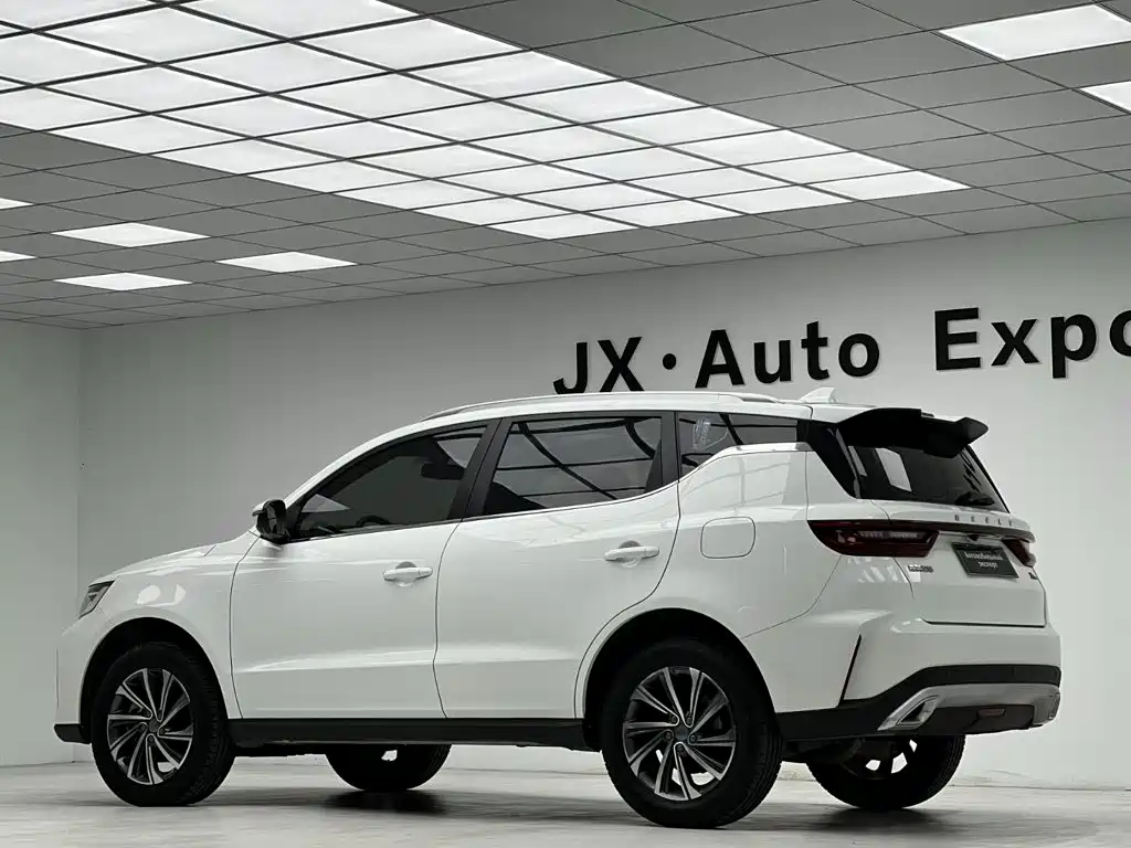 Geely Vision X6 — фото 24