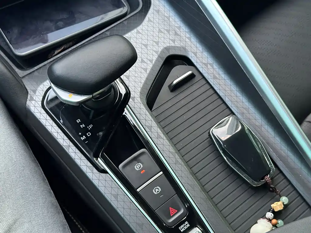 Geely Preface — фото 13