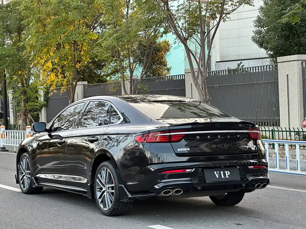 Geely Preface — фото 15