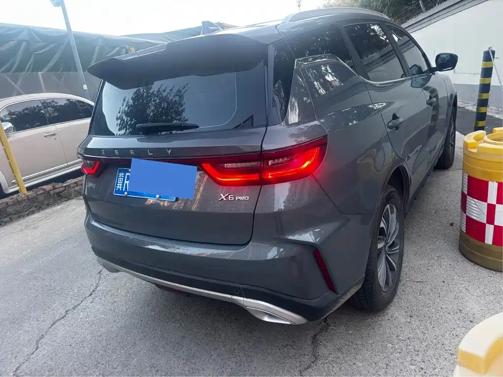 Geely Vision X6 — фото 22