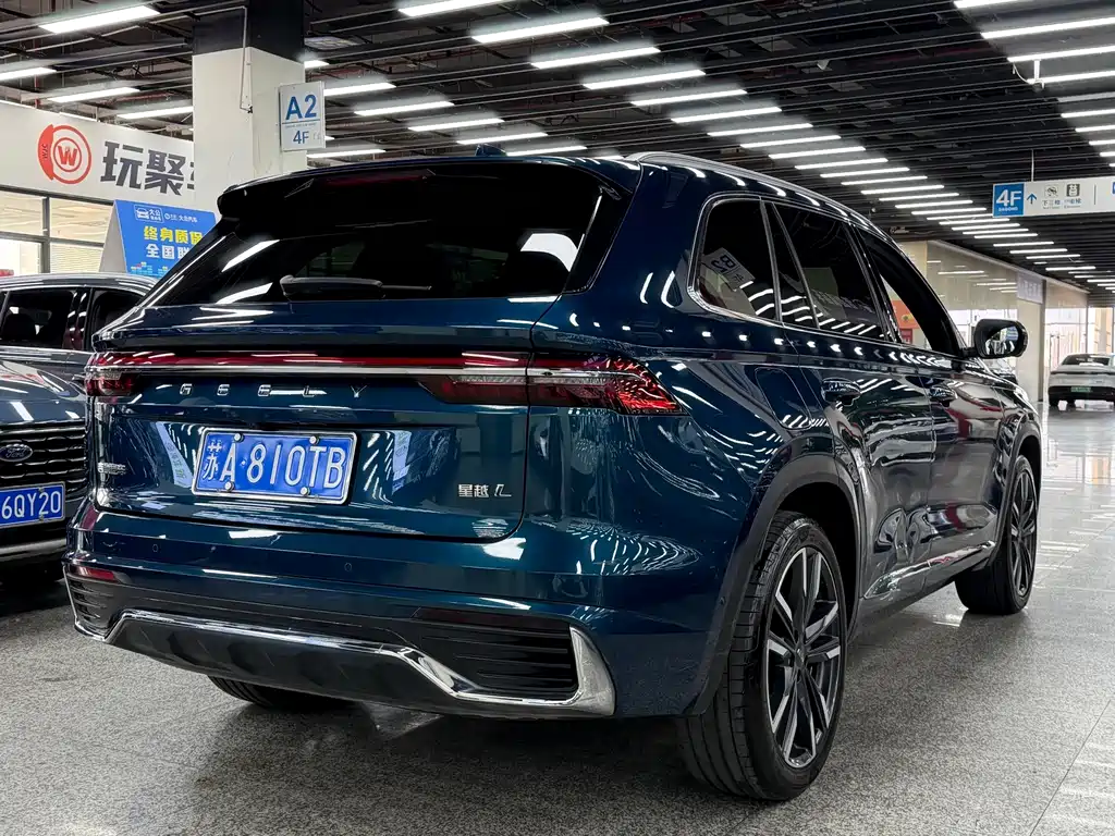 Geely Monjaro — фото 9