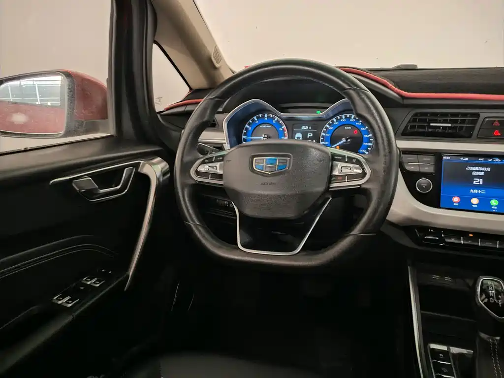 Geely Vision X3 — фото 7