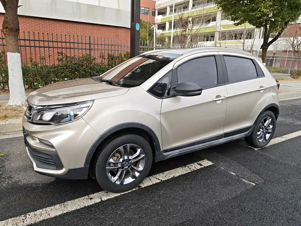 Geely Vision X3 — фото 2