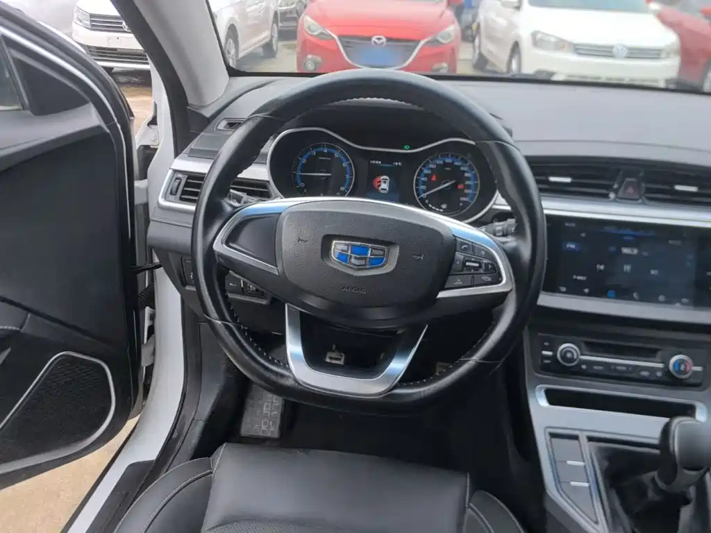 Geely Vision S1 — фото 10