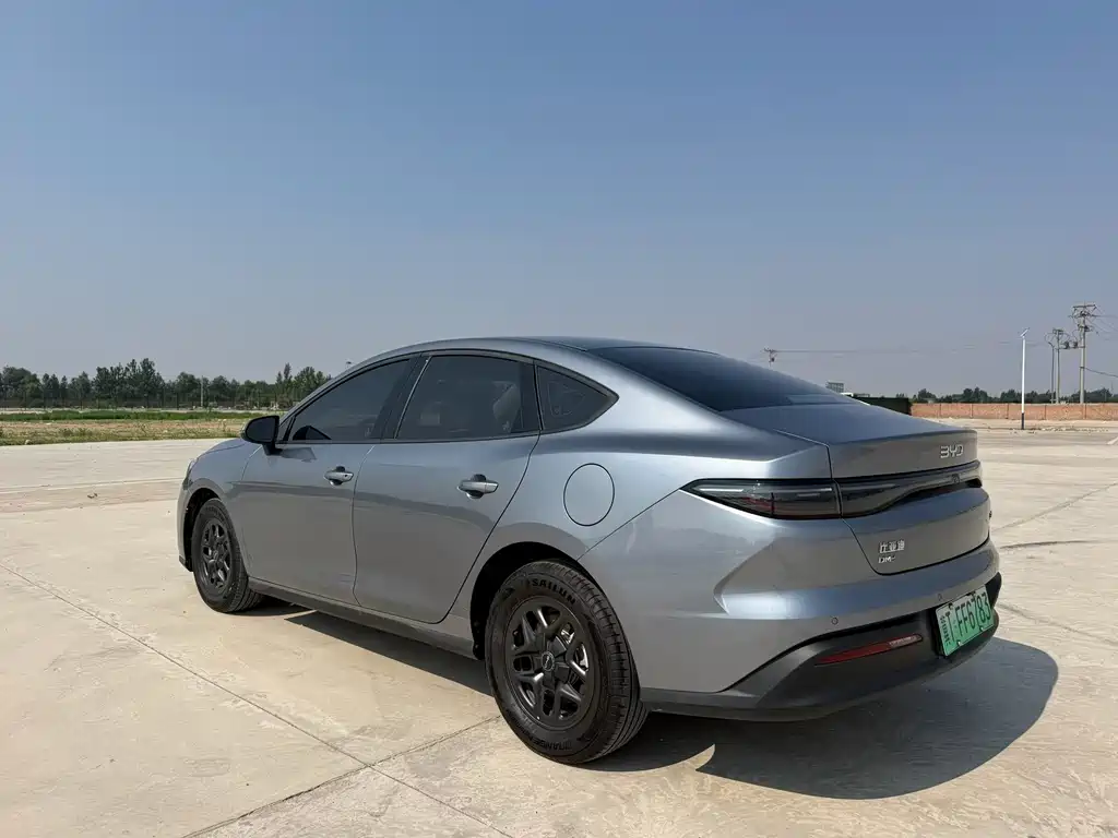 BYD Seal 05 DM-i — фото 9