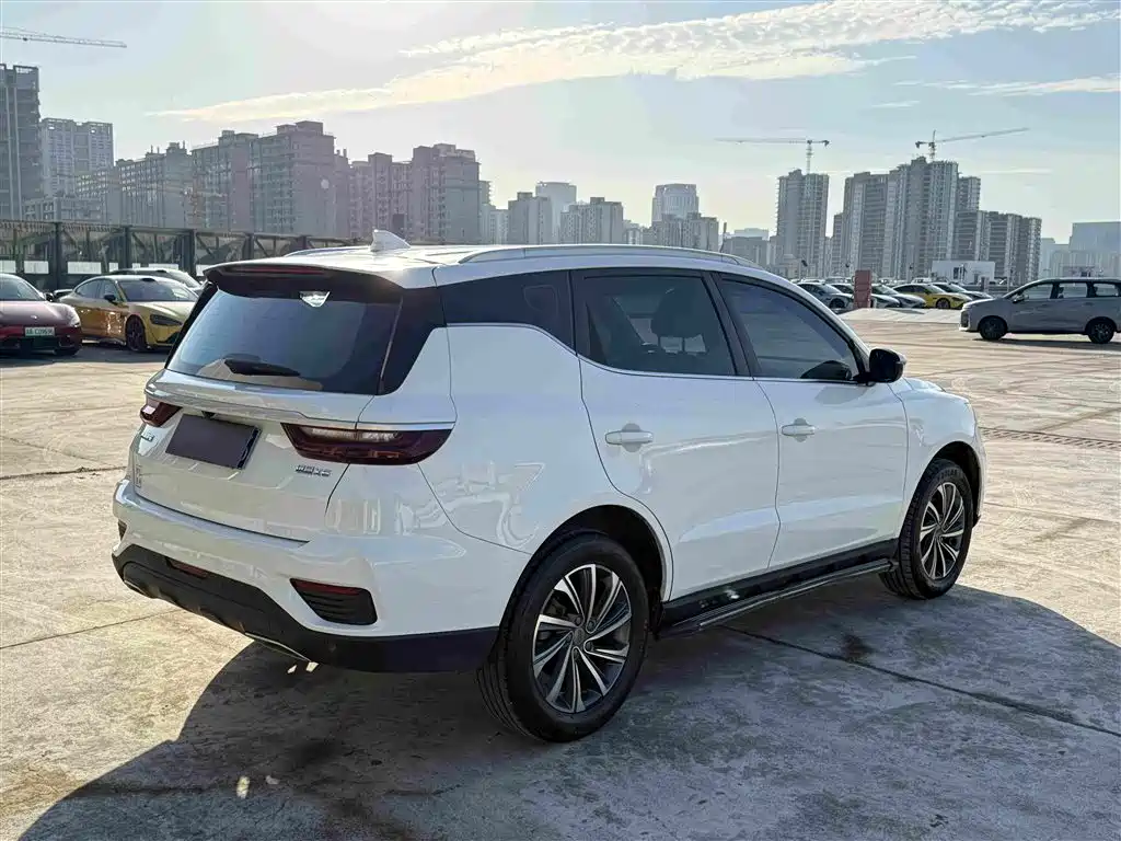 Geely Vision X6 — фото 3