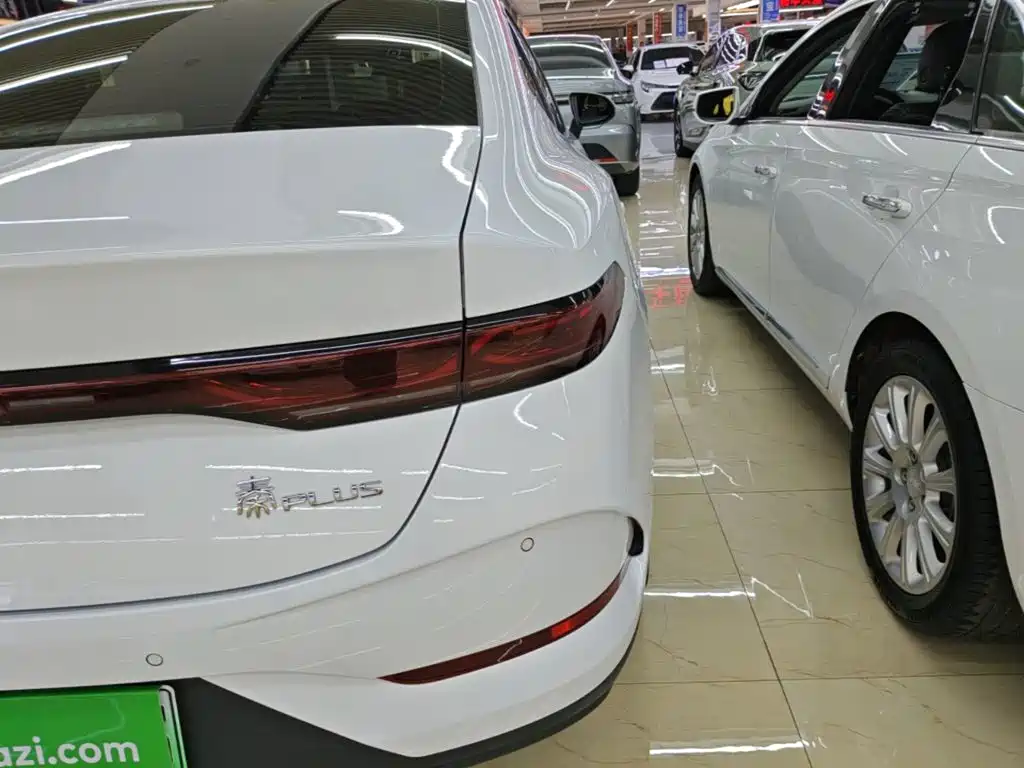 BYD Qin PLUS — фото 8