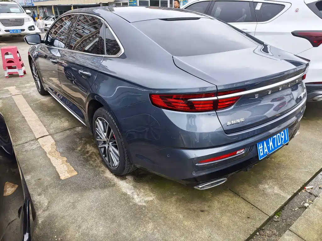 Geely Preface — фото 14