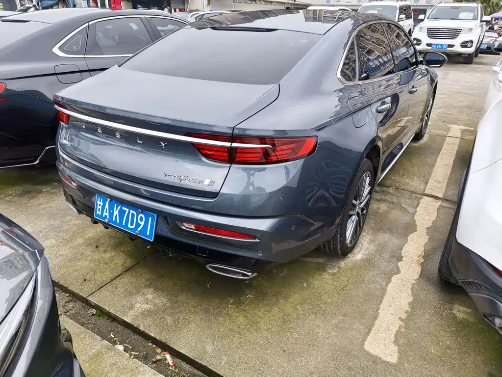 Geely Preface — фото 16