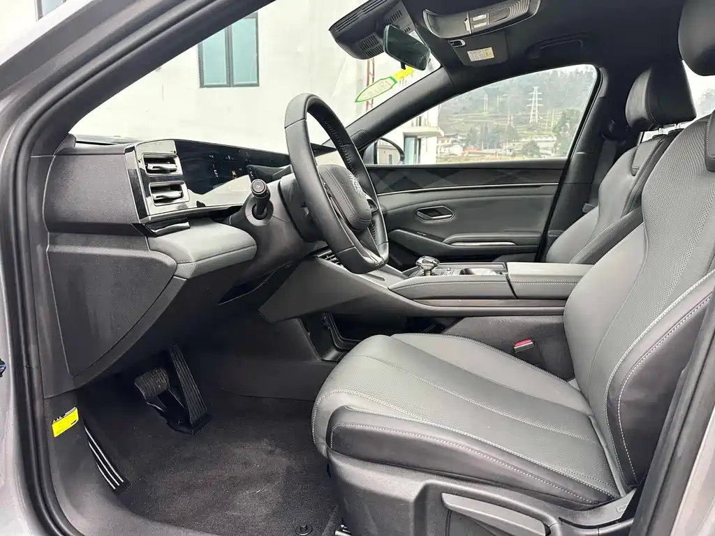 BYD Qin L — фото 4