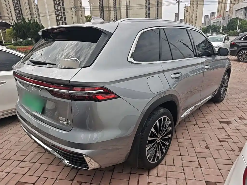 Geely Monjaro — фото 6