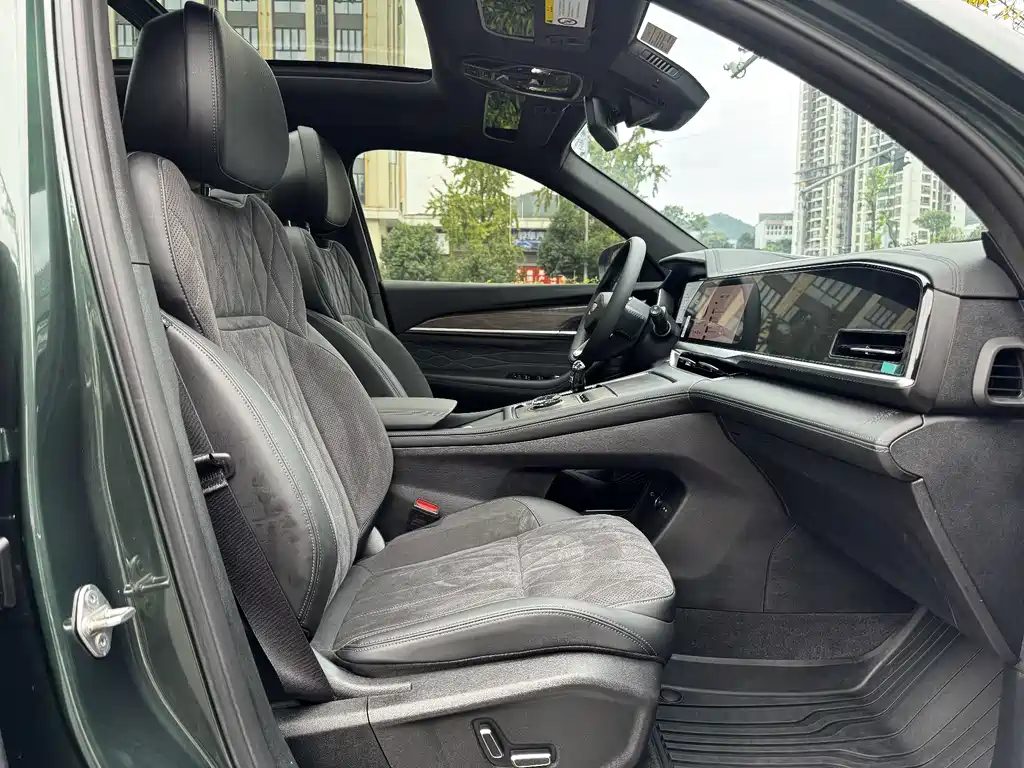 Geely Monjaro — фото 10