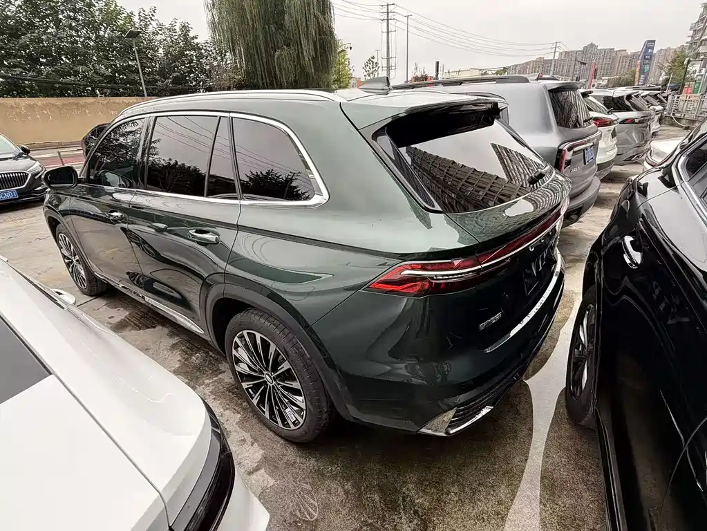 Geely Xingyue L — фото 19