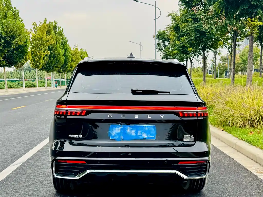Geely Xingyue L — фото 8
