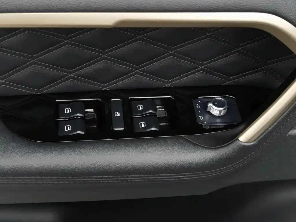Haval H6 — фото 9