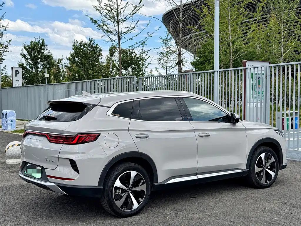 BYD PLUS New Energy — фото 5