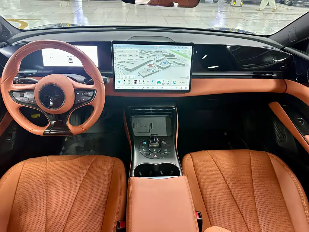 BYD Seal — фото 13