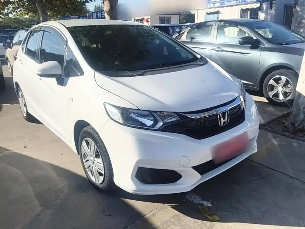 Honda Fit — фото 3