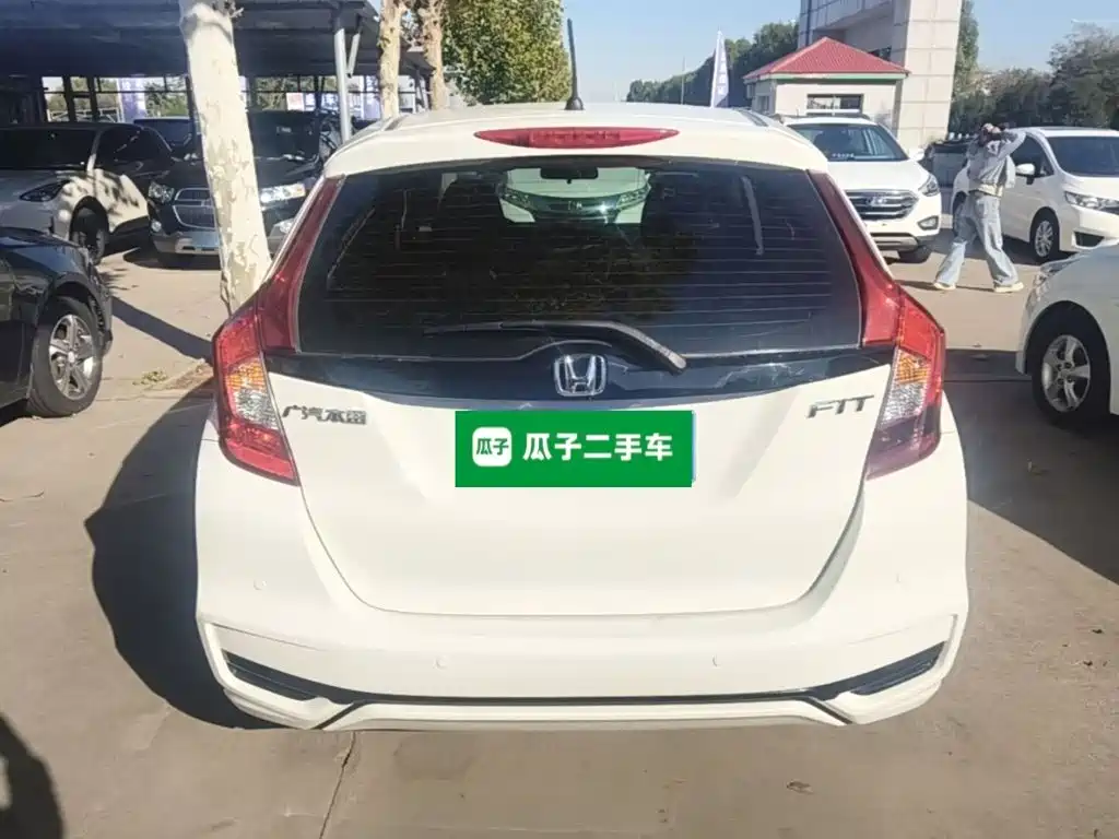 Honda Fit — фото 5
